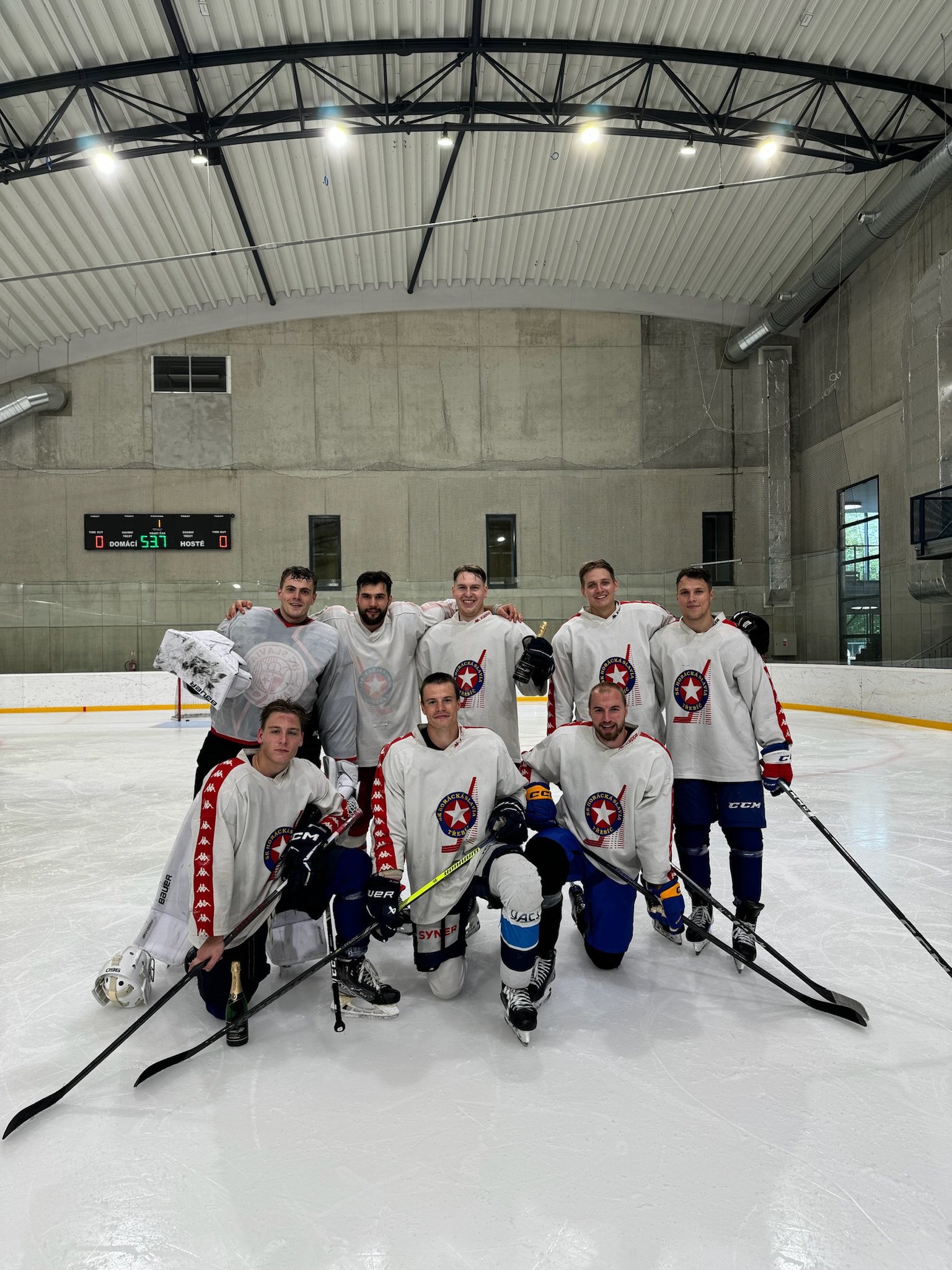 IMG_3855 https://3x3hockey.cz/wp-content/uploads/2025/03/IMG_3855.jpg